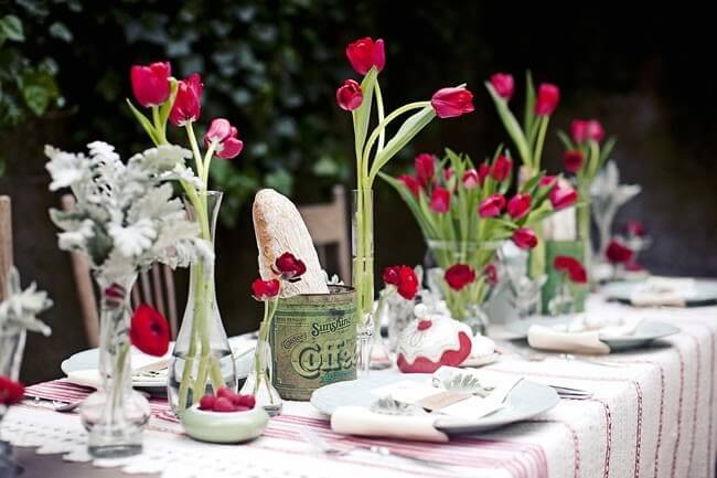  Тюльпаны для декорации стола