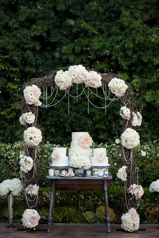 красивый свадебный декор из цветов
